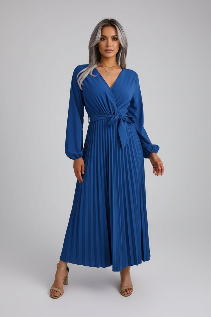 Vasna – Elegantna plisirana maxi haljina sa V-izrezom