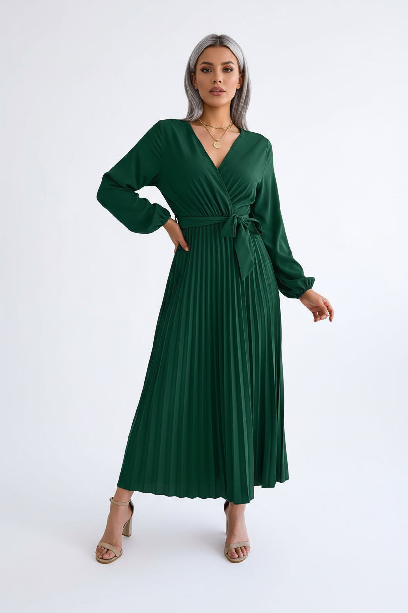 Vasna – Elegantna plisirana maxi haljina sa V-izrezom